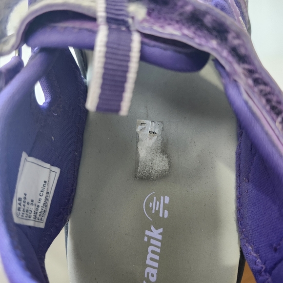Kamik Crab Sz 6 Purple Sandals Cloaed-Toe Woman Youth Gorpcore Hiking Outdoor - Picture 7 of 13